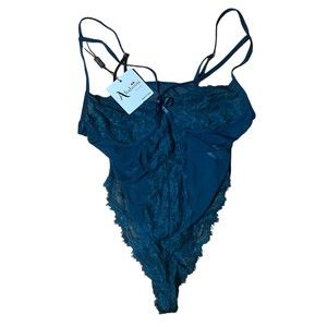 New Ababoon Lace Teddy Negligee Size Large